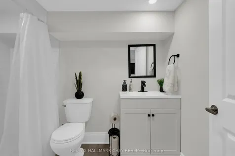 20 Westminster Circle Barrie ON L4M 0A3