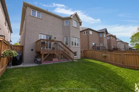 20 Westminster Circle Barrie ON L4M 0A3