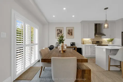 20 Westminster Circle Barrie ON L4M 0A3