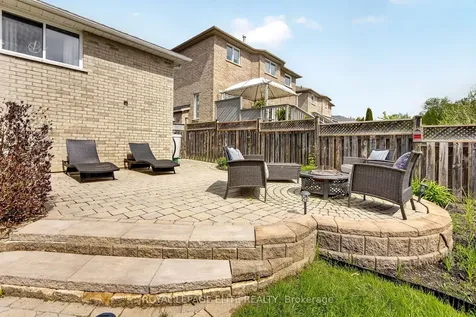 155 Pringle Drive Barrie ON L4N 0R3