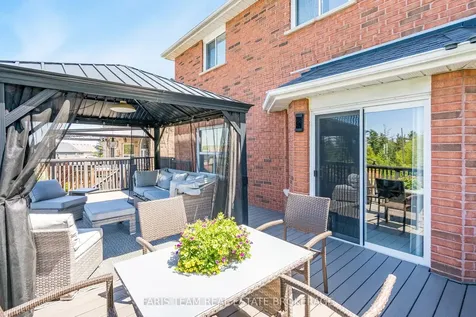 11 Berry Court Barrie ON L4N 0J6
