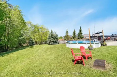 11 Berry Court Barrie ON L4N 0J6