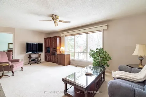 21 Pooles Road Springwater ON L9X 0P5