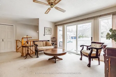 21 Pooles Road Springwater ON L9X 0P5