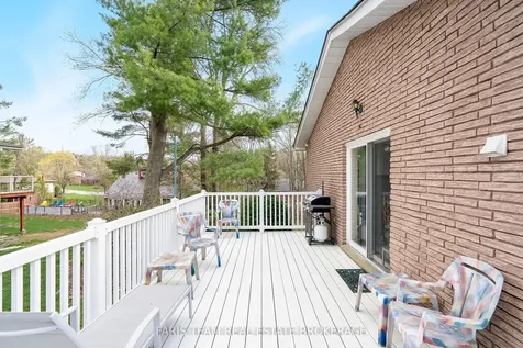 21 Pooles Road Springwater ON L9X 0P5