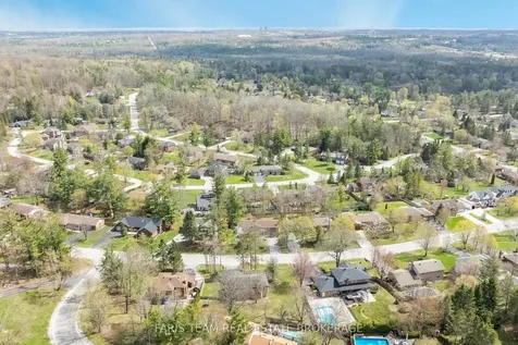 21 Pooles Road Springwater ON L9X 0P5
