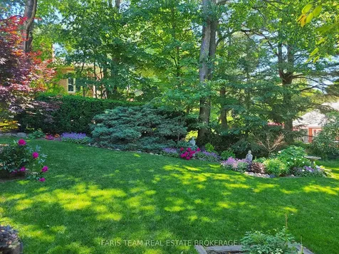 21 Pooles Road Springwater ON L9X 0P5