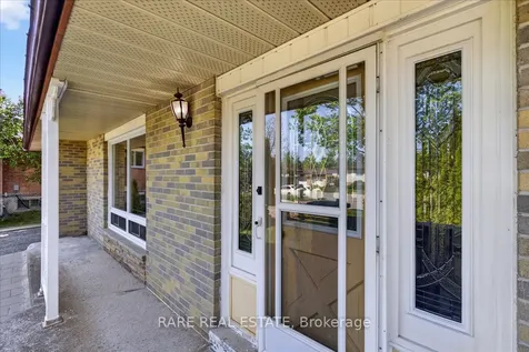 21 Porter Crescent Barrie ON L4M 5H8