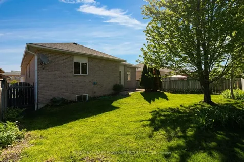 186 Golden Meadow Road Barrie ON L4N 9R6
