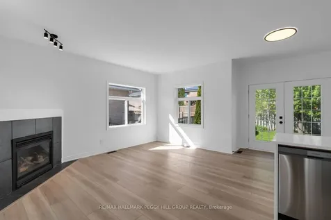 186 Golden Meadow Road Barrie ON L4N 9R6