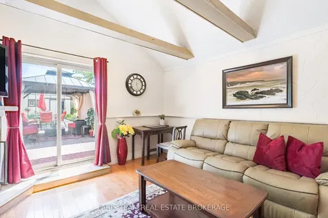 289 Mississaga Street W Orillia ON L3V 3B7