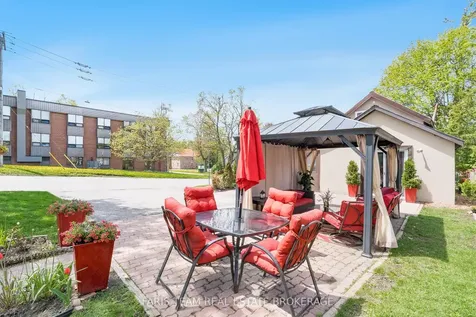 289 Mississaga Street W Orillia ON L3V 3B7