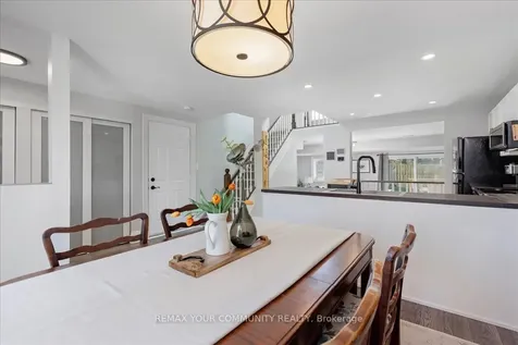13 Waddington Crescent Barrie ON L4N 8C8
