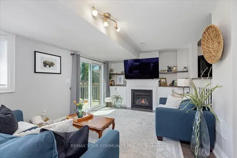 13 Waddington Crescent Barrie ON L4N 8C8