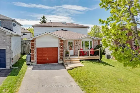 13 Waddington Crescent Barrie ON L4N 8C8