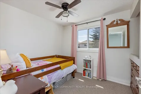 13 Waddington Crescent Barrie ON L4N 8C8