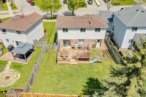 13 Waddington Crescent Barrie ON L4N 8C8