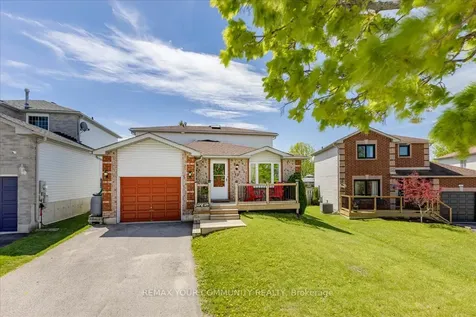 13 Waddington Crescent Barrie ON L4N 8C8