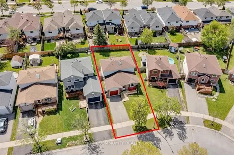 13 Waddington Crescent Barrie ON L4N 8C8