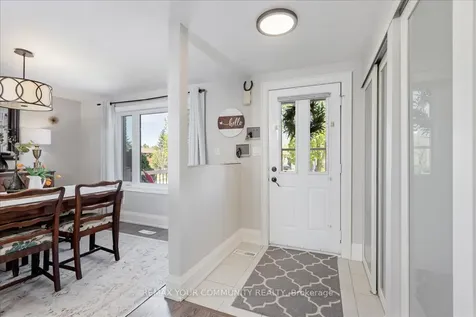 13 Waddington Crescent Barrie ON L4N 8C8
