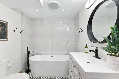 50 Hughes Street Collingwood ON L9Y 3Z1