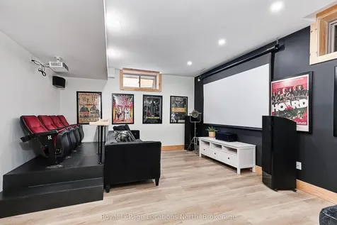 50 Hughes Street Collingwood ON L9Y 3Z1