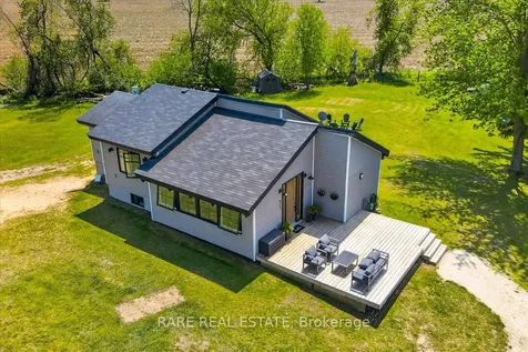 31 Creemore Avenue Clearview ON L0M 1N0