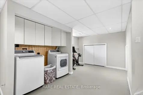 31 Creemore Avenue Clearview ON L0M 1N0