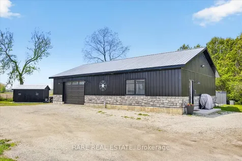 31 Creemore Avenue Clearview ON L0M 1N0