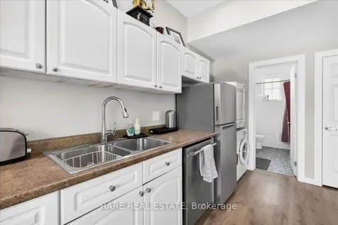 31 Creemore Avenue Clearview ON L0M 1N0