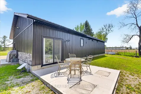 31 Creemore Avenue Clearview ON L0M 1N0
