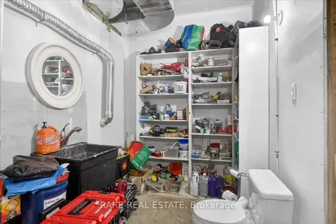 31 Creemore Avenue Clearview ON L0M 1N0