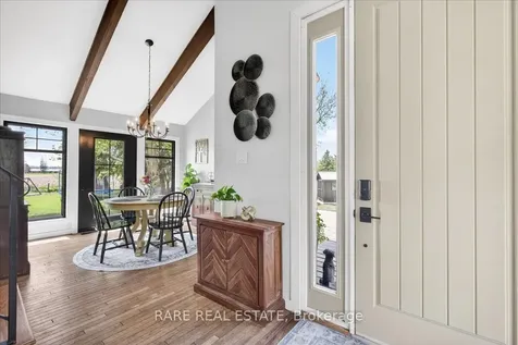 31 Creemore Avenue Clearview ON L0M 1N0