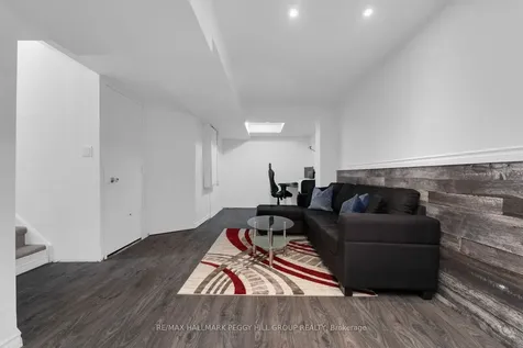 22 Gadwall Avenue Barrie ON L4N 8X6