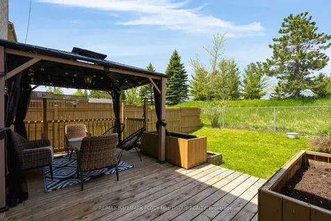22 Gadwall Avenue Barrie ON L4N 8X6