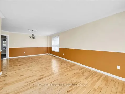 66 Stoneybrook Crescent Barrie ON L4N 0A6