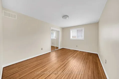 66 Stoneybrook Crescent Barrie ON L4N 0A6