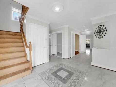 66 Stoneybrook Crescent Barrie ON L4N 0A6