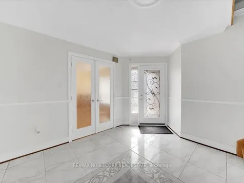 66 Stoneybrook Crescent Barrie ON L4N 0A6