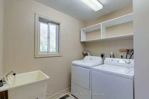 217 Dominion Drive Clearview ON L0M 1S0