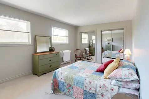 217 Dominion Drive Clearview ON L0M 1S0