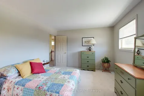 217 Dominion Drive Clearview ON L0M 1S0