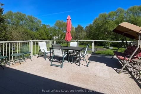 217 Dominion Drive Clearview ON L0M 1S0