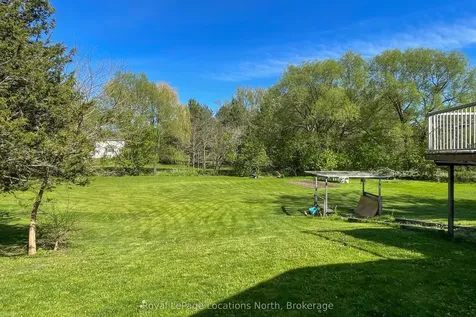 217 Dominion Drive Clearview ON L0M 1S0