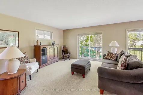 217 Dominion Drive Clearview ON L0M 1S0