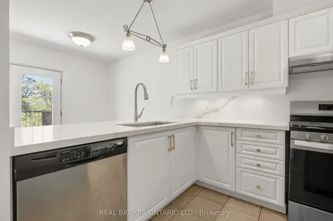 198 Columbia Road Barrie ON L4N 8C9