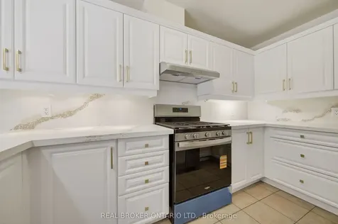 198 Columbia Road Barrie ON L4N 8C9