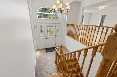 198 Columbia Road Barrie ON L4N 8C9