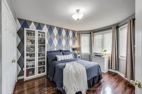 55 Knupp Road Barrie ON L4N 0R7