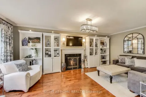 55 Knupp Road Barrie ON L4N 0R7
